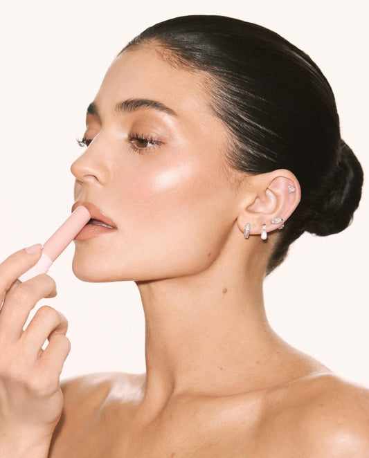 Kylie Cosmetics Review: Where to Buy in Europe | Complete Guide 2025
