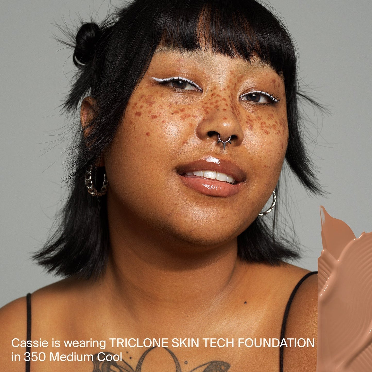 TRICLONE™ SKIN TECH MEDIUM COVERAGE FOUNDATION