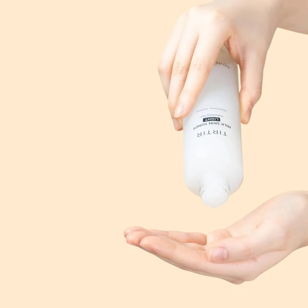 TIRTIR - Milk Skin Toner Light