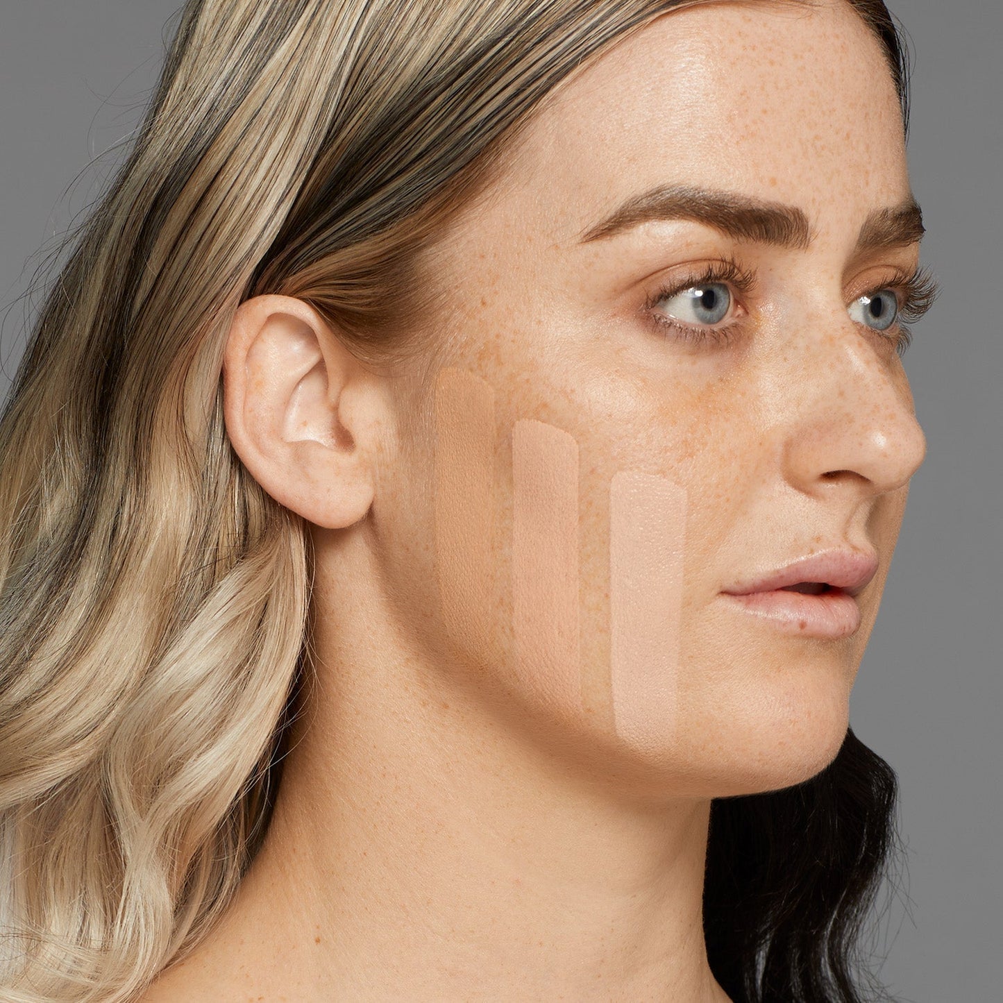 TRICLONE™ SKIN TECH FOUNDATION DISCOVERY SET