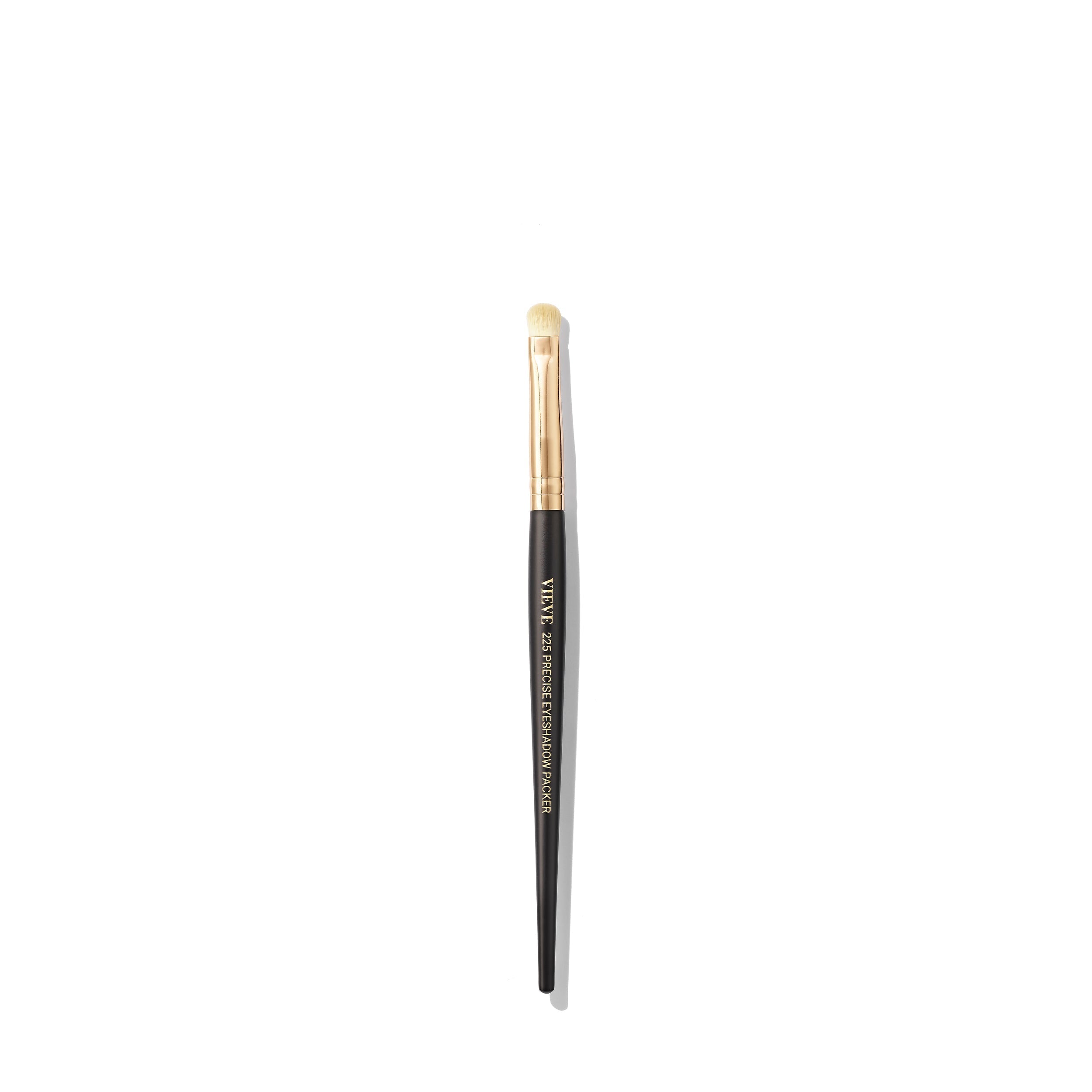 225 Precise Eyeshadow Packer Brush