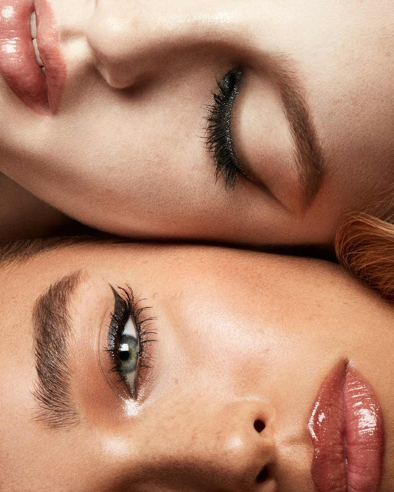 Flypencil Longwear Pencil Eyeliner — Black Card