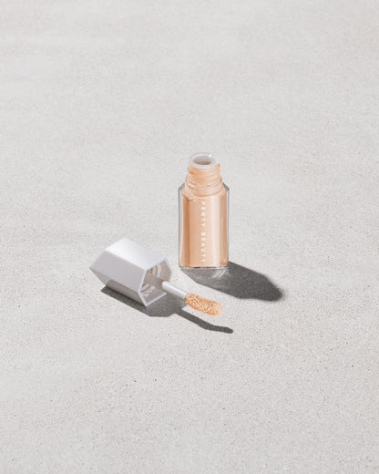 We're Even Hydrating Longwear Concealer — 200C