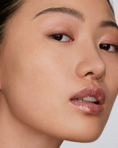 We're Even Hydrating Longwear Concealer — 160W