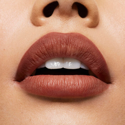 Precision Pout Lip Liner