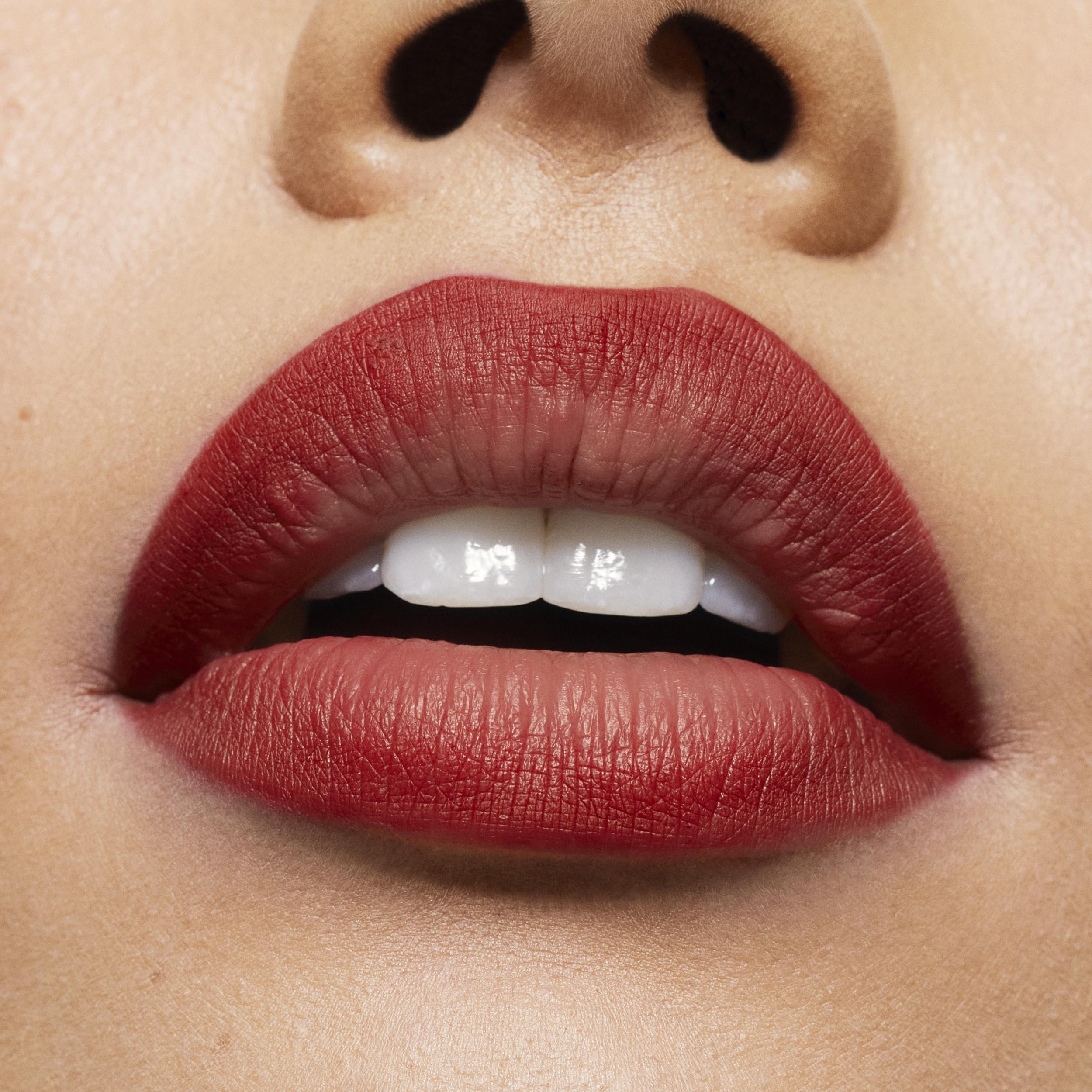 Precision Pout Lip Liner