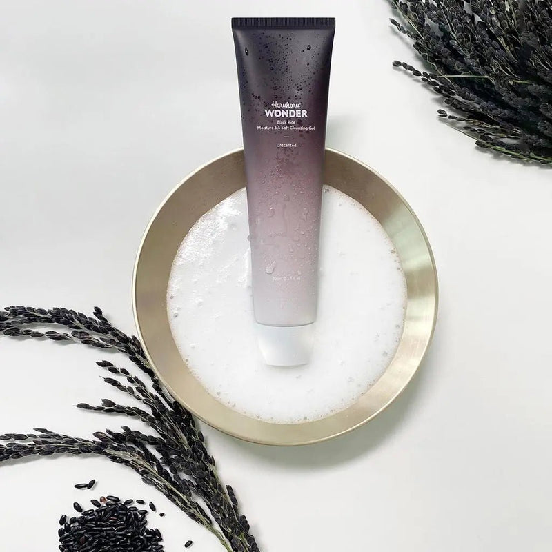 Haruharu WONDER - Black Rice Moisture 5.5 Soft Cleansing Gel