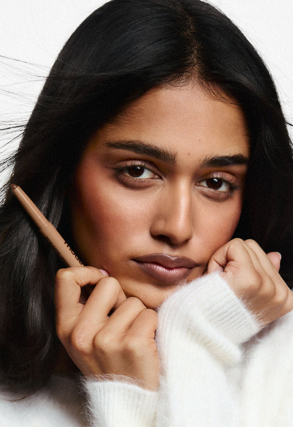 peptide lip shape stretch