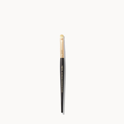 225 Precise Eyeshadow Packer Brush